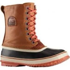Sorel Premium CVS (Caramel Nectar color) snow boots Size 9 womens
